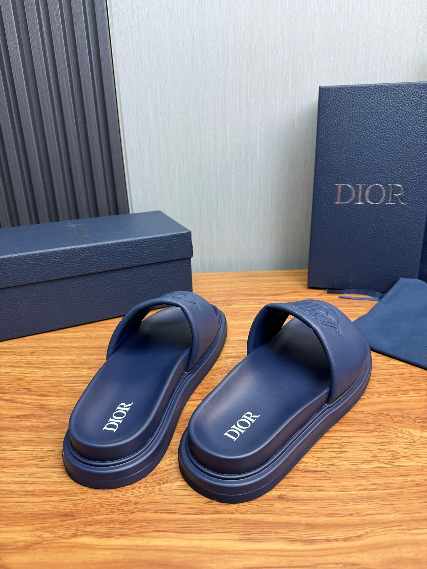 Men's shoes 280💰 Dior. Men's slippers🩴Official website 1:1 production 38-45 yards 45 46 🉑️Customized original material shipped✅